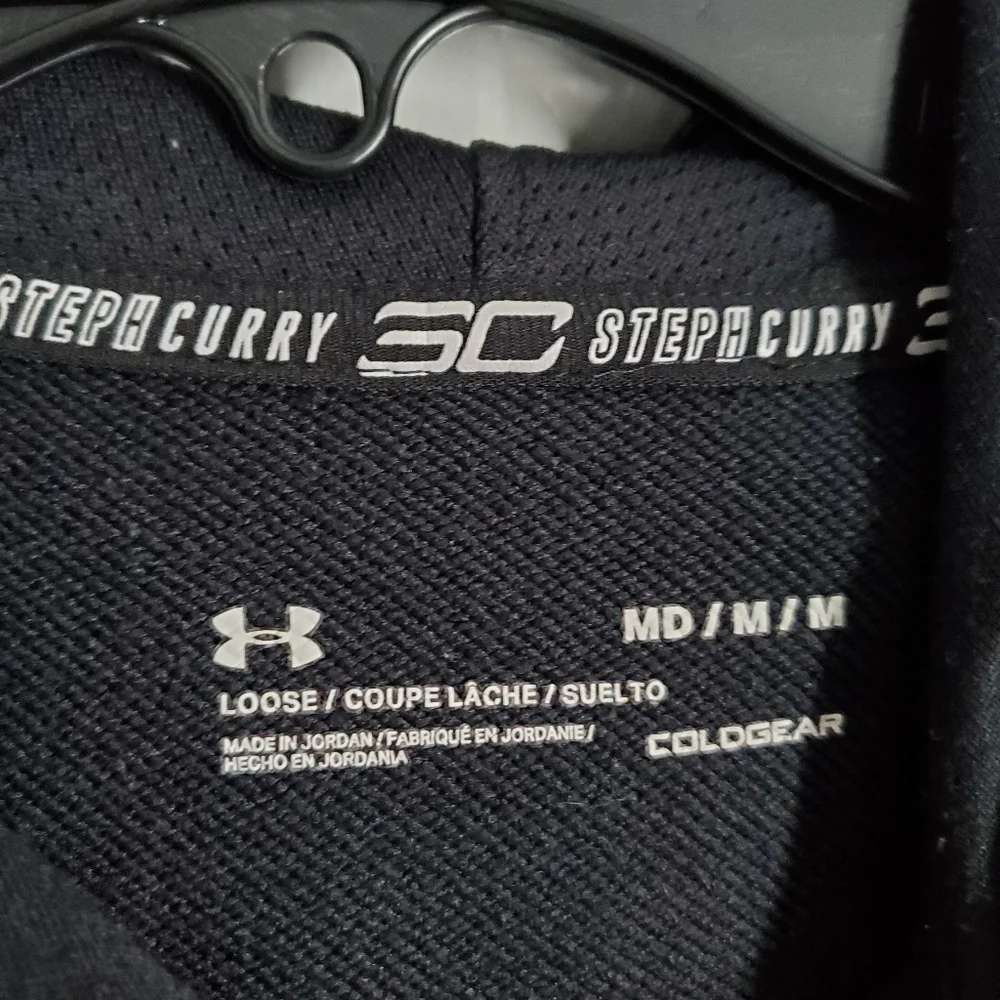 Under Armour- Steph Curry Tank Sweater - Picture 2 of 3